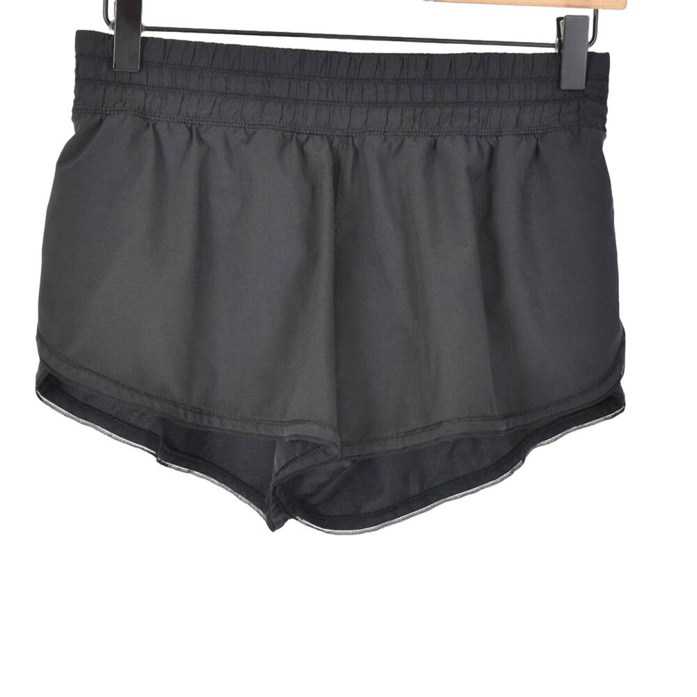 Lululemon Seek the Heat Short II, size 4